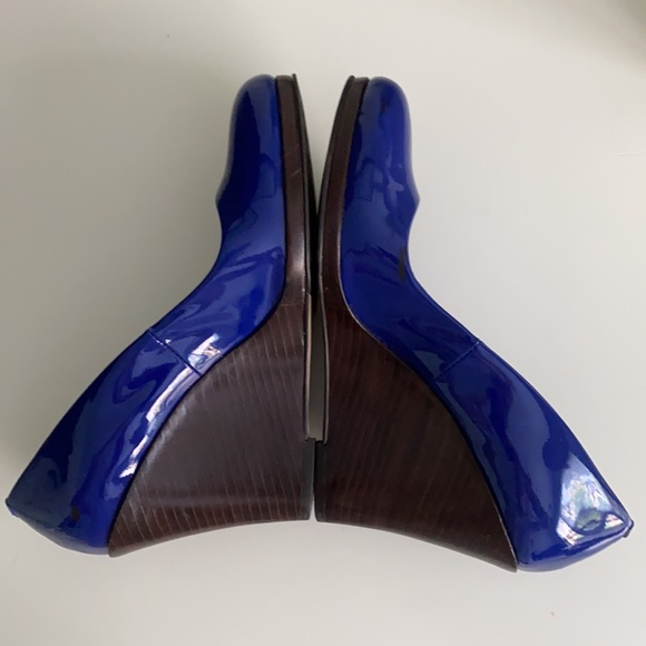 Cole Haan Blue Patent Leather Platform Wedge Heels Size 7 - Picture 6 of 12